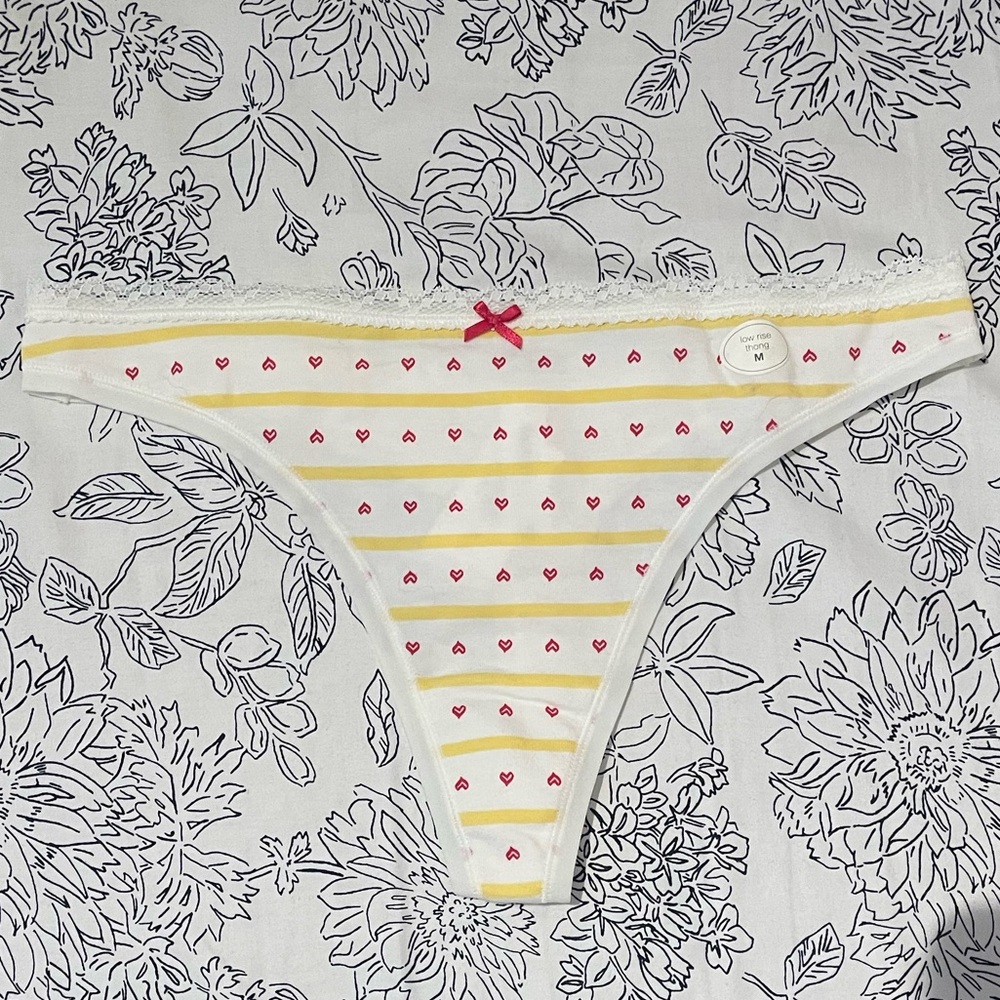 NWT GapBody Discontinued Striped Yellow White and Red Heart Low Rise Thong